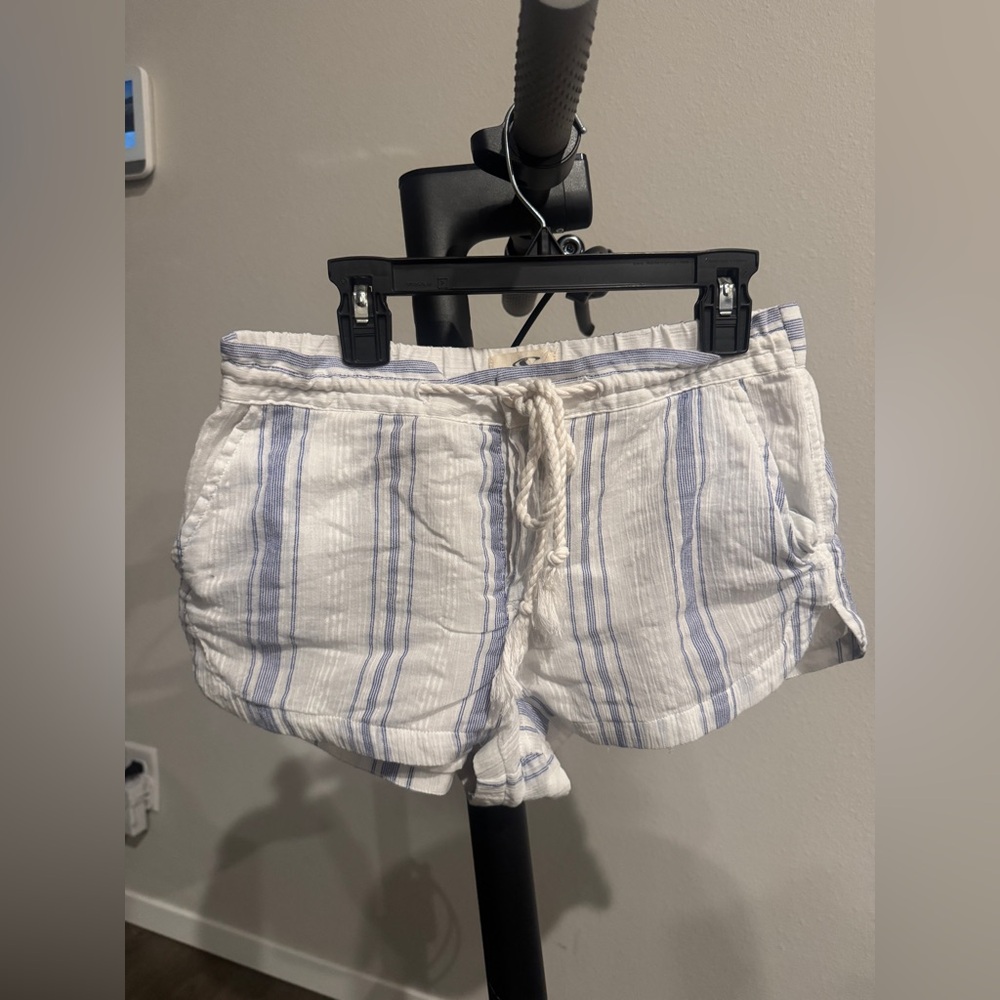 O'Neill Women's White and Blue Striped  Shorts